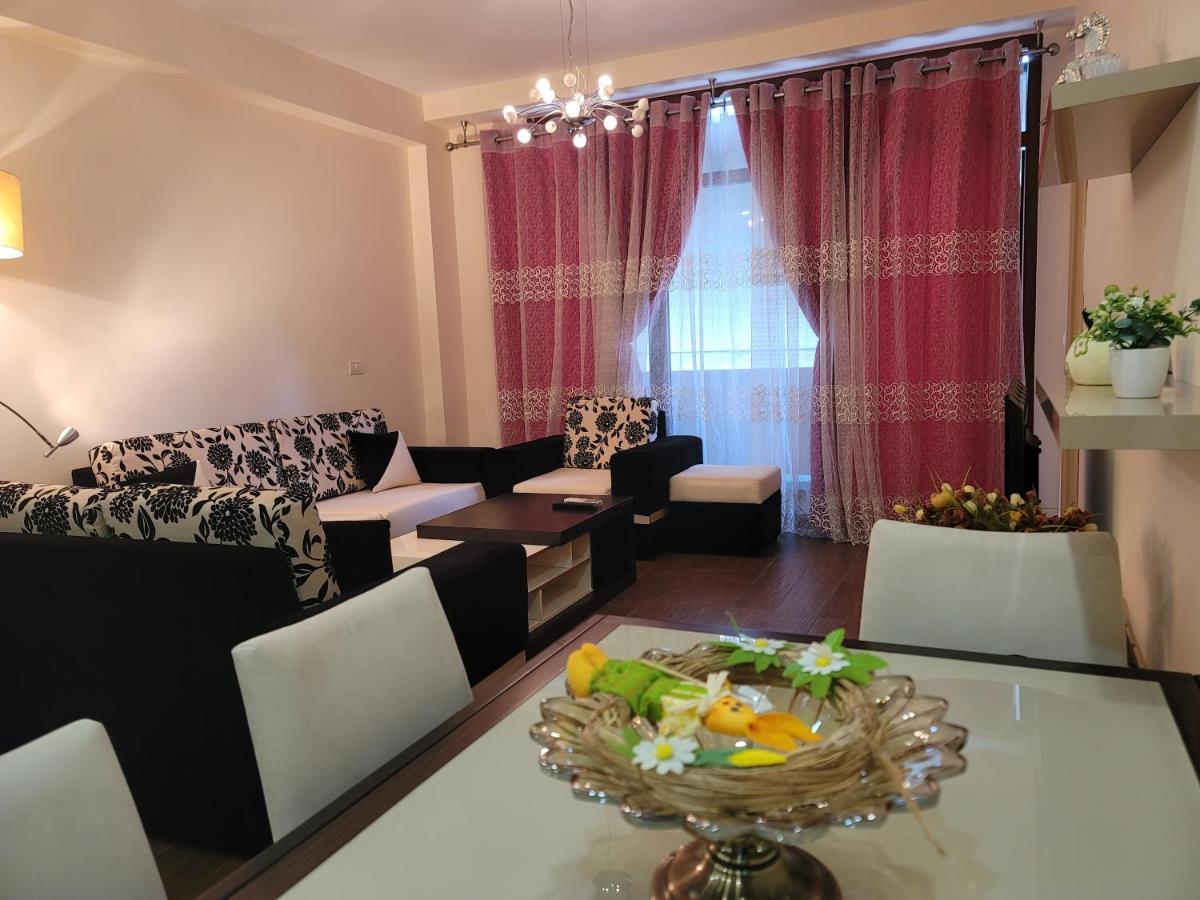 Spacious And Cozy Apartment Тирана Екстер'єр фото